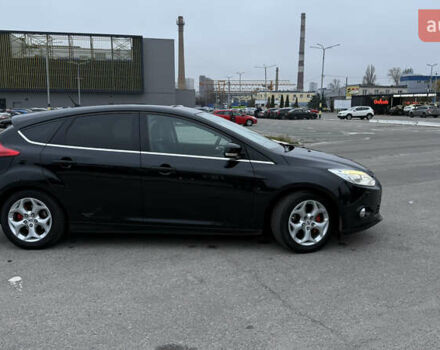 Черный Форд Фокус, объемом двигателя 1.6 л и пробегом 209 тыс. км за 8300 $, фото 5 на Automoto.ua