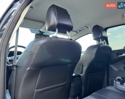 Черный Форд Фокус, объемом двигателя 1.6 л и пробегом 250 тыс. км за 8299 $, фото 76 на Automoto.ua