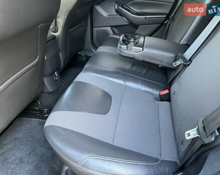 Черный Форд Фокус, объемом двигателя 1.6 л и пробегом 250 тыс. км за 8299 $, фото 72 на Automoto.ua