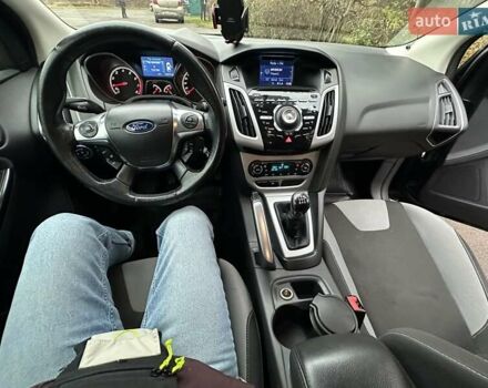 Черный Форд Фокус, объемом двигателя 1.6 л и пробегом 162 тыс. км за 7300 $, фото 13 на Automoto.ua