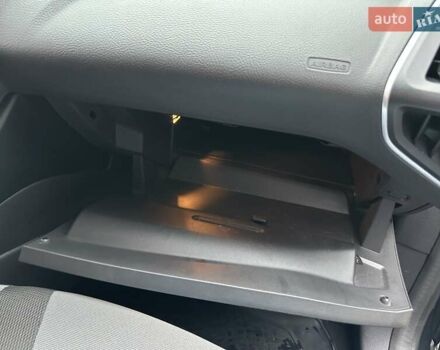 Черный Форд Фокус, объемом двигателя 1.6 л и пробегом 162 тыс. км за 7300 $, фото 24 на Automoto.ua