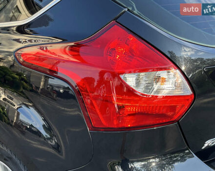 Черный Форд Фокус, объемом двигателя 1.6 л и пробегом 250 тыс. км за 8299 $, фото 52 на Automoto.ua