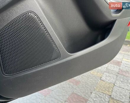 Черный Форд Фокус, объемом двигателя 1.6 л и пробегом 250 тыс. км за 8299 $, фото 97 на Automoto.ua