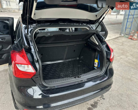 Черный Форд Фокус, объемом двигателя 1.6 л и пробегом 71 тыс. км за 7999 $, фото 8 на Automoto.ua