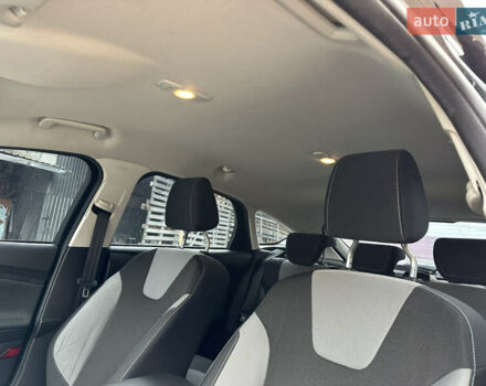 Черный Форд Фокус, объемом двигателя 1.6 л и пробегом 71 тыс. км за 7999 $, фото 18 на Automoto.ua