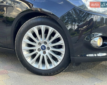 Черный Форд Фокус, объемом двигателя 1.6 л и пробегом 250 тыс. км за 8299 $, фото 24 на Automoto.ua