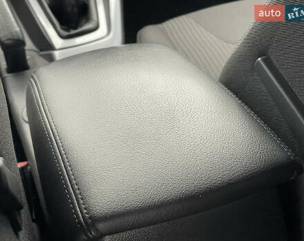 Чорний Форд Фокус, об'ємом двигуна 1 л та пробігом 170 тис. км за 6500 $, фото 29 на Automoto.ua