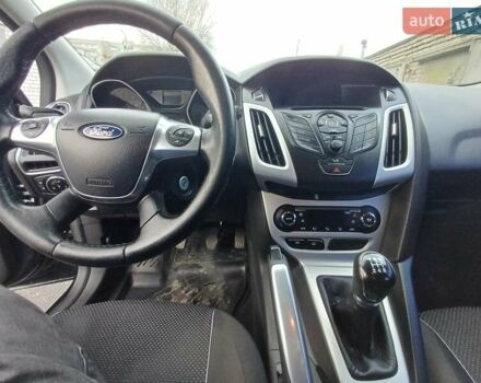 Черный Форд Фокус, объемом двигателя 1.6 л и пробегом 156 тыс. км за 7700 $, фото 7 на Automoto.ua