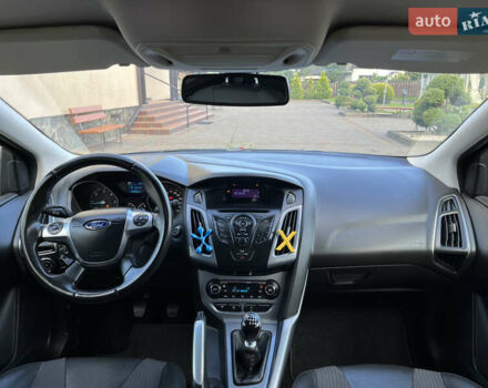 Черный Форд Фокус, объемом двигателя 1.6 л и пробегом 250 тыс. км за 8299 $, фото 105 на Automoto.ua