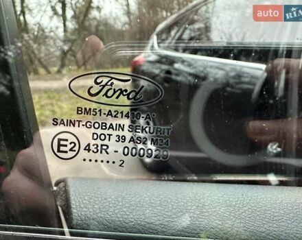 Черный Форд Фокус, объемом двигателя 1.6 л и пробегом 162 тыс. км за 7300 $, фото 44 на Automoto.ua