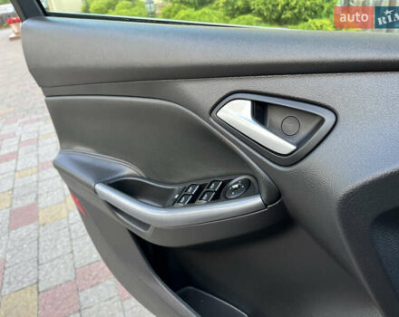 Черный Форд Фокус, объемом двигателя 1.6 л и пробегом 250 тыс. км за 8299 $, фото 69 на Automoto.ua