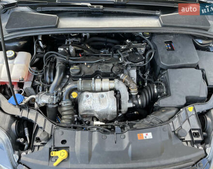 Черный Форд Фокус, объемом двигателя 1.6 л и пробегом 250 тыс. км за 8299 $, фото 133 на Automoto.ua