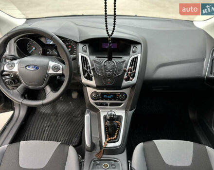 Черный Форд Фокус, объемом двигателя 1.6 л и пробегом 71 тыс. км за 7999 $, фото 17 на Automoto.ua