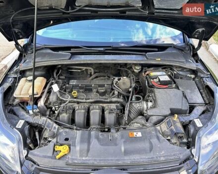 Форд Фокус 2012 у Запоріжжя на Automoto.ua Чорний Форд Фокус, об'ємом двигуна 2 л та пробігом 184 тис. км за 7600 $, фото 1 на Automoto.ua