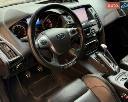 Черный Форд Фокус, объемом двигателя 2 л и пробегом 161 тыс. км за 10500 $, фото 12 на Automoto.ua