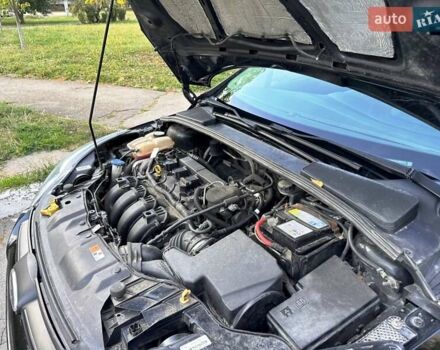 Чорний Форд Фокус, об'ємом двигуна 2 л та пробігом 198 тис. км за 7400 $, фото 3 на Automoto.ua