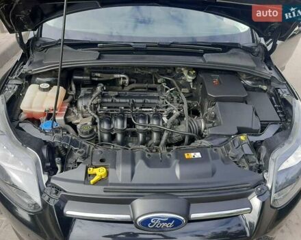 Черный Форд Фокус, объемом двигателя 1.6 л и пробегом 179 тыс. км за 8800 $, фото 3 на Automoto.ua