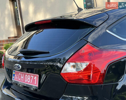 Черный Форд Фокус, объемом двигателя 1.6 л и пробегом 250 тыс. км за 8299 $, фото 37 на Automoto.ua