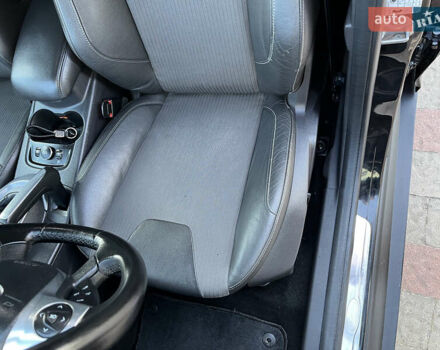 Черный Форд Фокус, объемом двигателя 1.6 л и пробегом 250 тыс. км за 8299 $, фото 62 на Automoto.ua