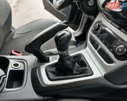 Черный Форд Фокус, объемом двигателя 1.6 л и пробегом 162 тыс. км за 7300 $, фото 22 на Automoto.ua