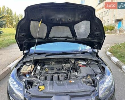 Форд Фокус 2012 у Запоріжжя на Automoto.ua Чорний Форд Фокус, об'ємом двигуна 2 л та пробігом 184 тис. км за 7600 $, фото 2 на Automoto.ua