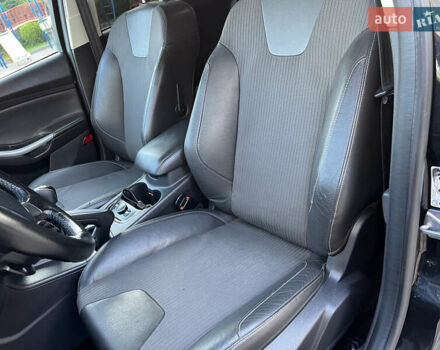 Черный Форд Фокус, объемом двигателя 1.6 л и пробегом 250 тыс. км за 8299 $, фото 63 на Automoto.ua