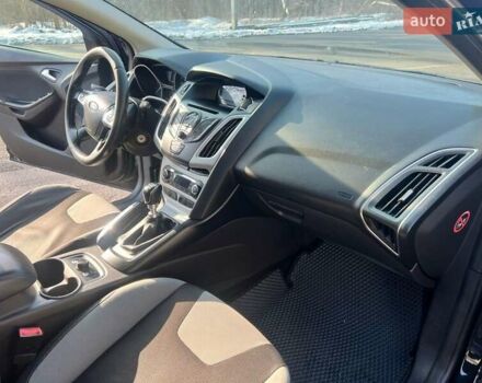 Форд Фокус 2013 в Харькове на Automoto.ua Черный Форд Фокус, объемом двигателя 1 л и пробегом 172 тыс. км за 6000 $, фото 5 на Automoto.ua