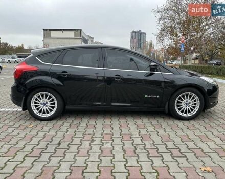 Чорний Форд Фокус, об'ємом двигуна 0 л та пробігом 113 тис. км за 6300 $, фото 7 на Automoto.ua