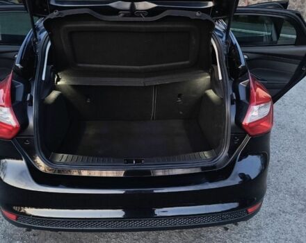 Форд Фокус 2013 в Ивано-Франковске на Automoto.ua Черный Форд Фокус, объемом двигателя 1 л и пробегом 180 тыс. км за 6700 $, фото 7 на Automoto.ua