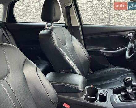 Черный Форд Фокус, объемом двигателя 1.6 л и пробегом 231 тыс. км за 9150 $, фото 79 на Automoto.ua