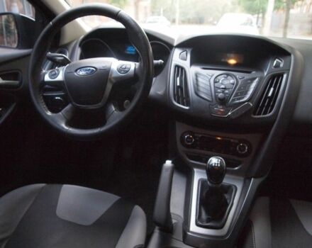 Черный Форд Фокус, объемом двигателя 1.6 л и пробегом 192 тыс. км за 7000 $, фото 6 на Automoto.ua