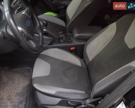 Черный Форд Фокус, объемом двигателя 1.6 л и пробегом 191 тыс. км за 7500 $, фото 7 на Automoto.ua