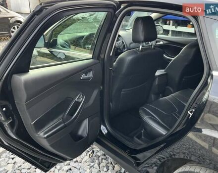 Черный Форд Фокус, объемом двигателя 1.6 л и пробегом 231 тыс. км за 9150 $, фото 64 на Automoto.ua