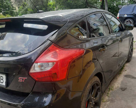 Черный Форд Фокус, объемом двигателя 2 л и пробегом 225 тыс. км за 7800 $, фото 1 на Automoto.ua