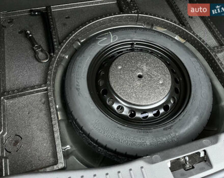 Чорний Форд Фокус, об'ємом двигуна 1.6 л та пробігом 16 тис. км за 12500 $, фото 19 на Automoto.ua