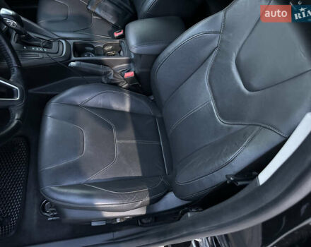 Черный Форд Фокус, объемом двигателя 2 л и пробегом 62 тыс. км за 10200 $, фото 10 на Automoto.ua