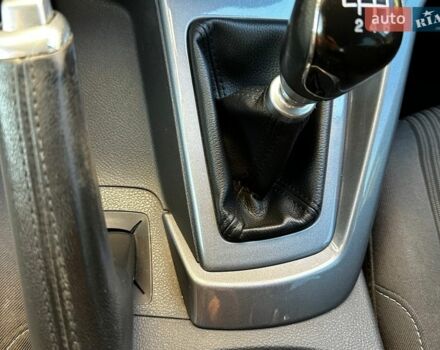 Черный Форд Фокус, объемом двигателя 1 л и пробегом 108 тыс. км за 8700 $, фото 10 на Automoto.ua