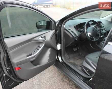 Черный Форд Фокус, объемом двигателя 2 л и пробегом 127 тыс. км за 8500 $, фото 10 на Automoto.ua