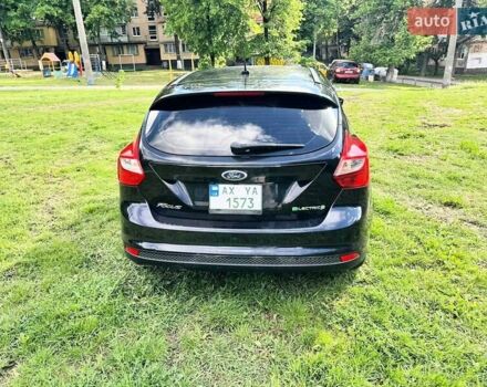 Форд Фокус 2014 у Харкові на Automoto.ua Чорний Форд Фокус, об'ємом двигуна 0 л та пробігом 84 тис. км за 8900 $, фото 4 на Automoto.ua