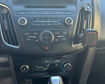 Форд Фокус 2015 в Львове на Automoto.ua Черный Форд Фокус, объемом двигателя 2 л и пробегом 140 тыс. км за 8100 $, фото 46 на Automoto.ua