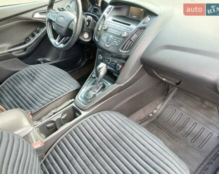 Черный Форд Фокус, объемом двигателя 2 л и пробегом 190 тыс. км за 7800 $, фото 2 на Automoto.ua