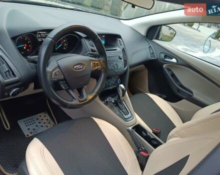 Чорний Форд Фокус, об'ємом двигуна 2 л та пробігом 163 тис. км за 5500 $, фото 12 на Automoto.ua