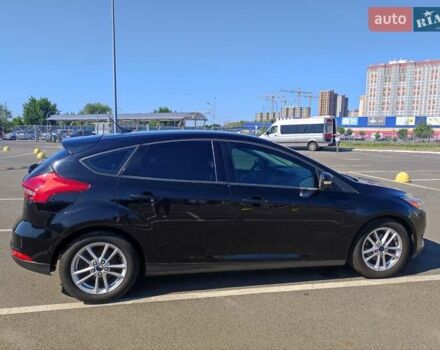 Чорний Форд Фокус, об'ємом двигуна 2 л та пробігом 191 тис. км за 9500 $, фото 3 на Automoto.ua