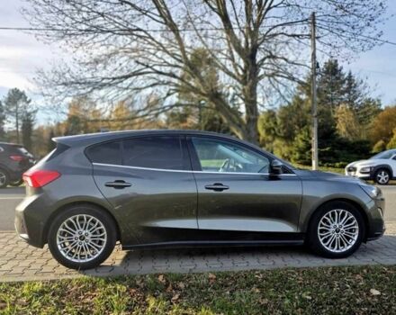 Черный Форд Фокус, объемом двигателя 1 л и пробегом 115 тыс. км за 7999 $, фото 5 на Automoto.ua