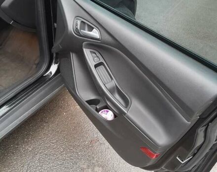 Черный Форд Фокус, объемом двигателя 2 л и пробегом 205 тыс. км за 7500 $, фото 9 на Automoto.ua