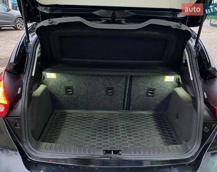 Черный Форд Фокус, объемом двигателя 2 л и пробегом 130 тыс. км за 8900 $, фото 16 на Automoto.ua