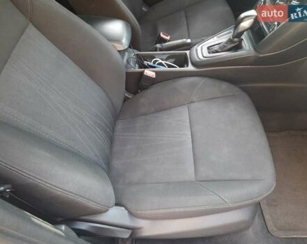 Черный Форд Фокус, объемом двигателя 2 л и пробегом 180 тыс. км за 8000 $, фото 6 на Automoto.ua