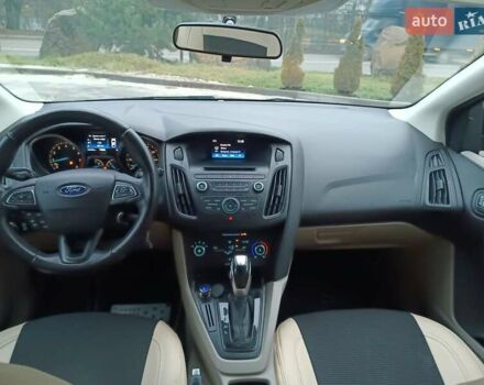 Чорний Форд Фокус, об'ємом двигуна 2 л та пробігом 163 тис. км за 5500 $, фото 11 на Automoto.ua
