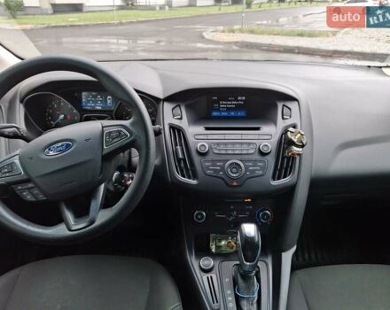 Форд Фокус 2015 у Вінниці на Automoto.ua Чорний Форд Фокус, об'ємом двигуна 2 л та пробігом 214 тис. км за 8400 $, фото 18 на Automoto.ua