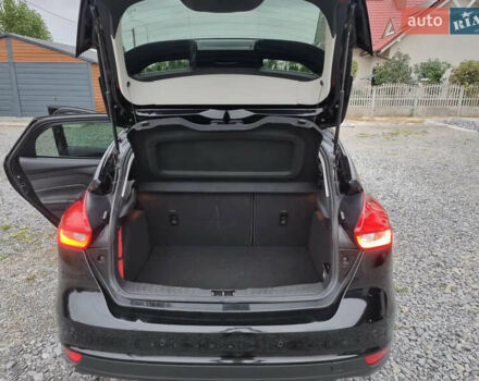 Черный Форд Фокус, объемом двигателя 2 л и пробегом 160 тыс. км за 8000 $, фото 4 на Automoto.ua